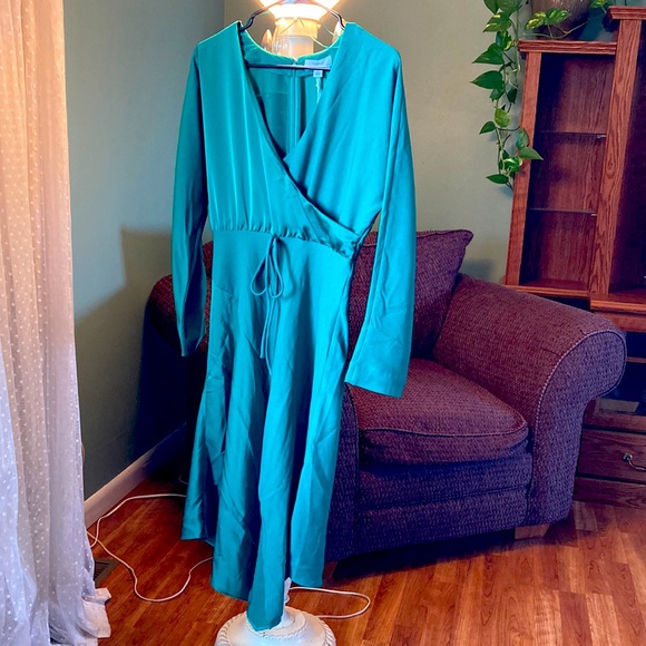 NWT Cushnie Emerald Green Dress - Picture 5 of 12